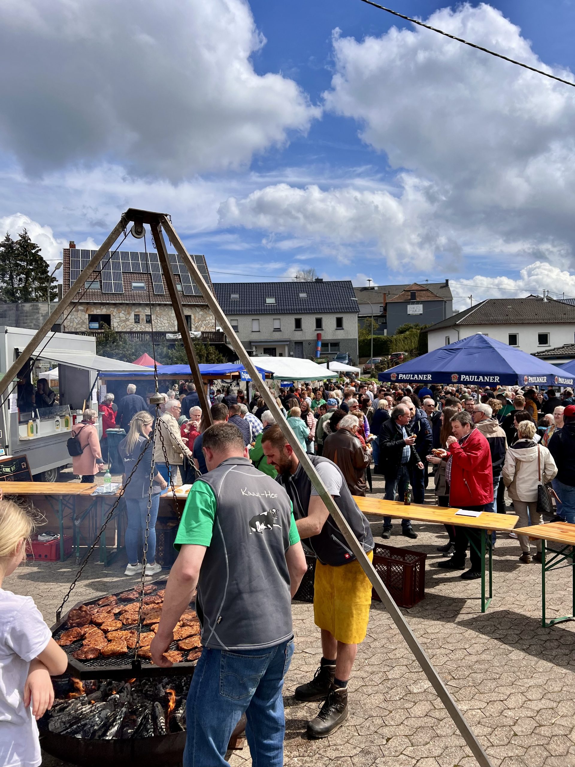 Frühlings- und Bauernmarkt